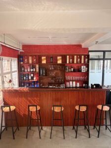bar
